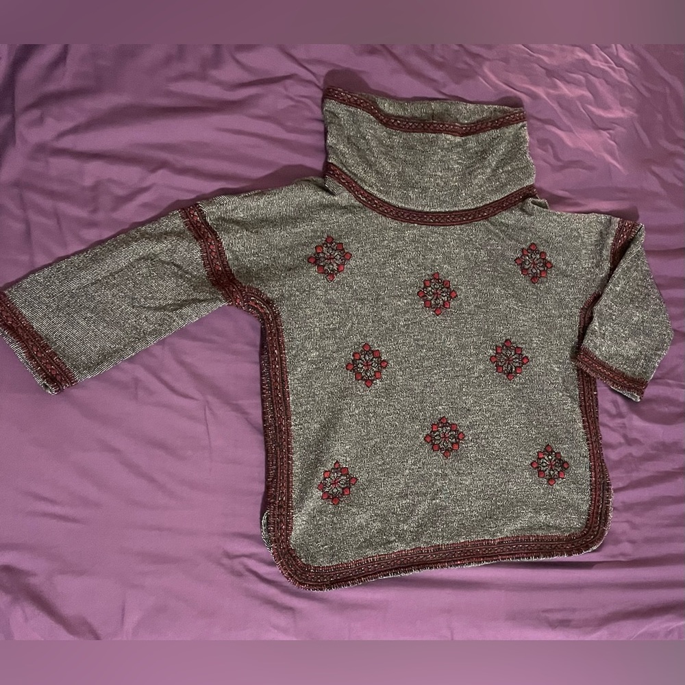Lucky Lotus 3/4 Sleeved Sweater